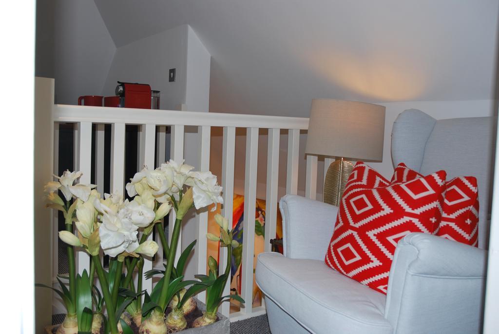 Bed and Breakfast Montpellier House Newport Pagnell Exterior foto