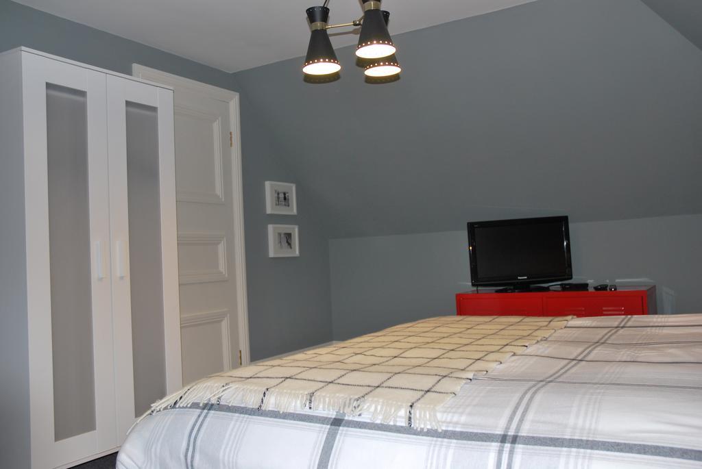 Bed and Breakfast Montpellier House Newport Pagnell Exterior foto
